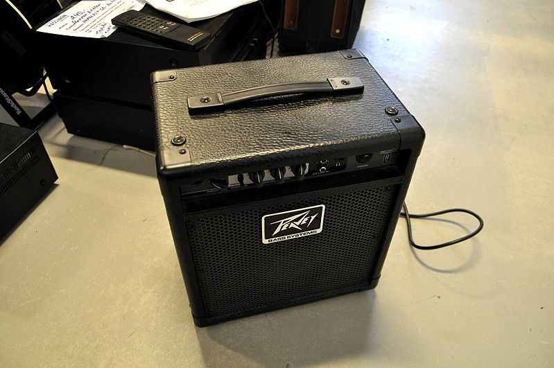 Peavey Max 158 Bass Guitar Amp Combo