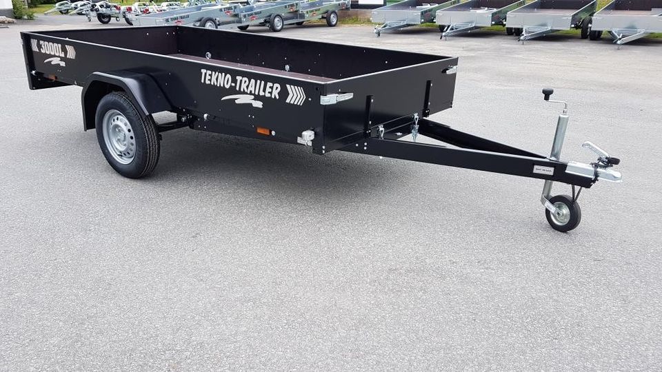 Tekno-Trailer 3000L-S Musta peräkärry