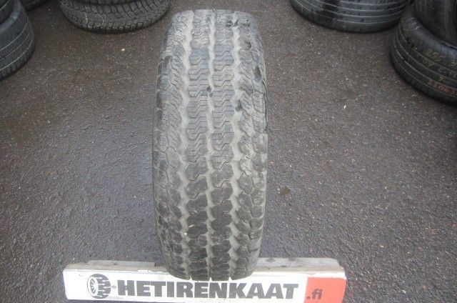 235/65 R16C" Tarkistettu rengas CONTINENTAL