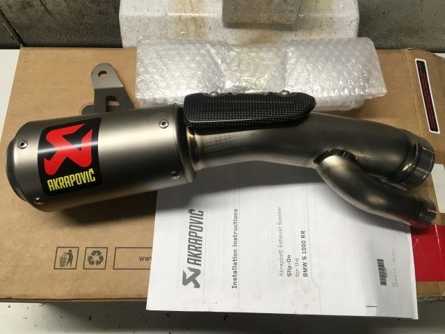 Akrapovic Slip-On Line Titaani S 1000 RR 2017-20