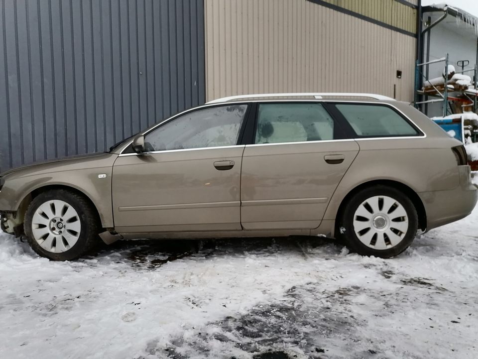 Audi A4 Av. 2.0 TDI / BLB varaosia