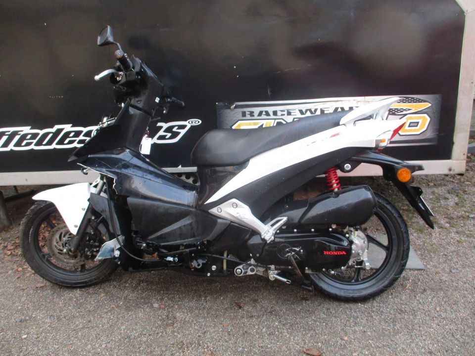 Honda NSC 50 2013 osia