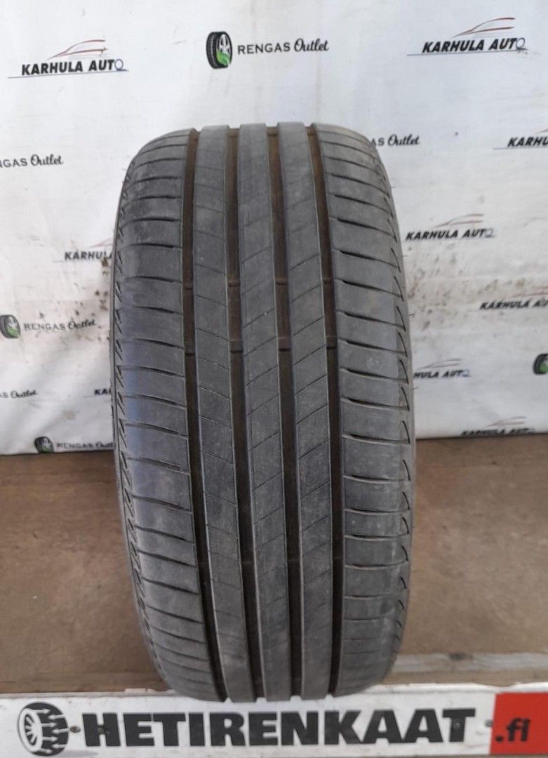 255/35 R20" Tarkistettu renkaat BRIDGESTONE