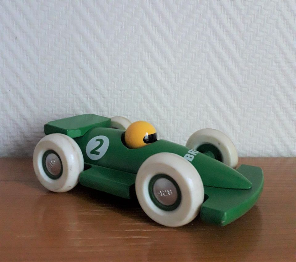 BRIO kilpa-auto vihreä