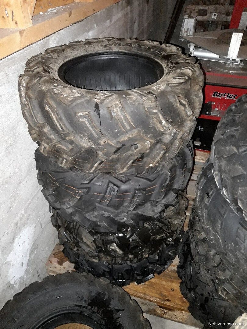 Maxxis 25x8-12 Ja 25x10-12