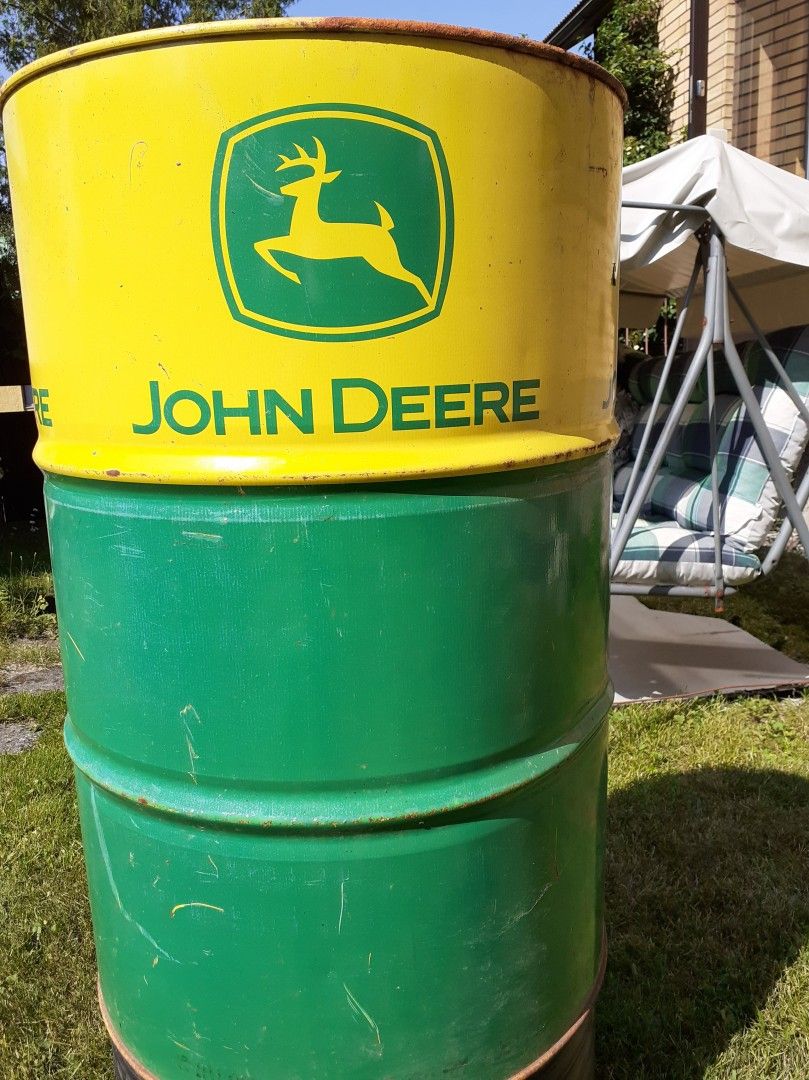 Öljy/polttoainetynnyri John Deere