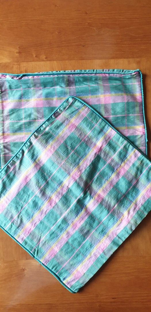 Tyynynpäällinen Silkkiä