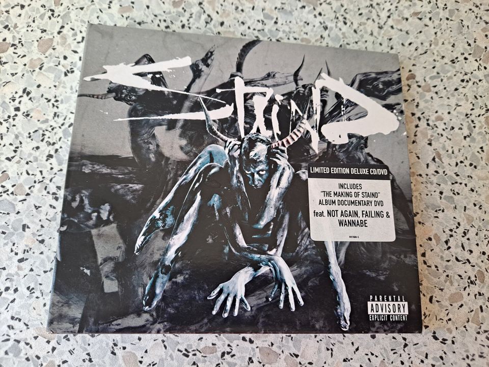 Staind Limitied Edition (CD + DVD)