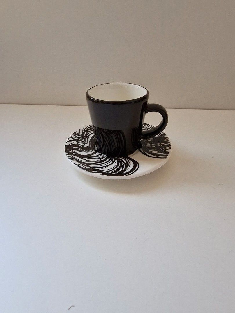 Iittala Aika Graphics espressokupit ja asetit (12)