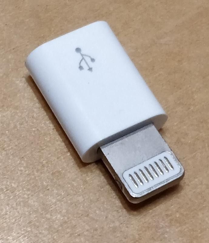 Adapteri Micro USB iPhone