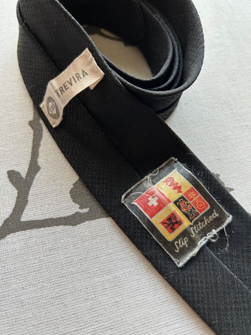 Trevira - slip stitched -solmio/kravatti- vintage
