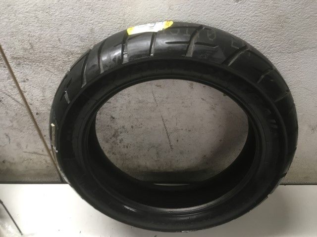 Pirelli scorpion trail 150 / 70 -17