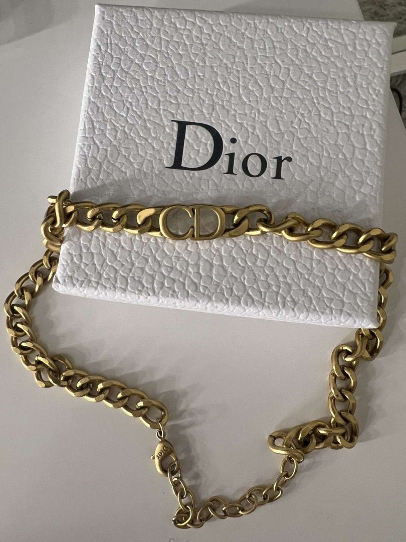 Dior chain kaulakoru