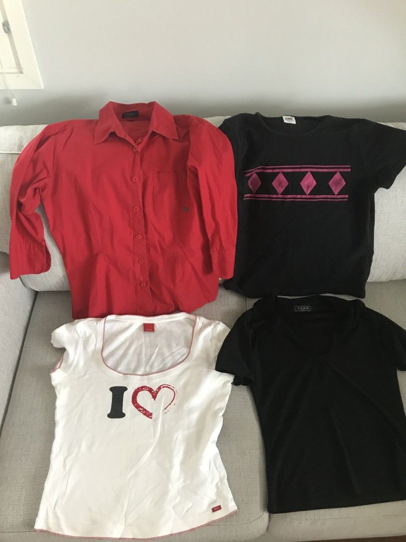 Naisten paitoja, kolme M-koon ja yksi L-koon