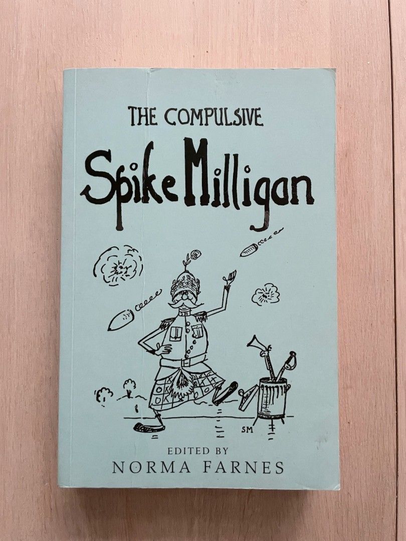 Spike Milligan - Englanninkielinen kirja