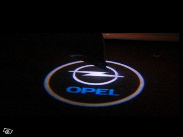 Opel Insignia logolliset projektorivalot oviin