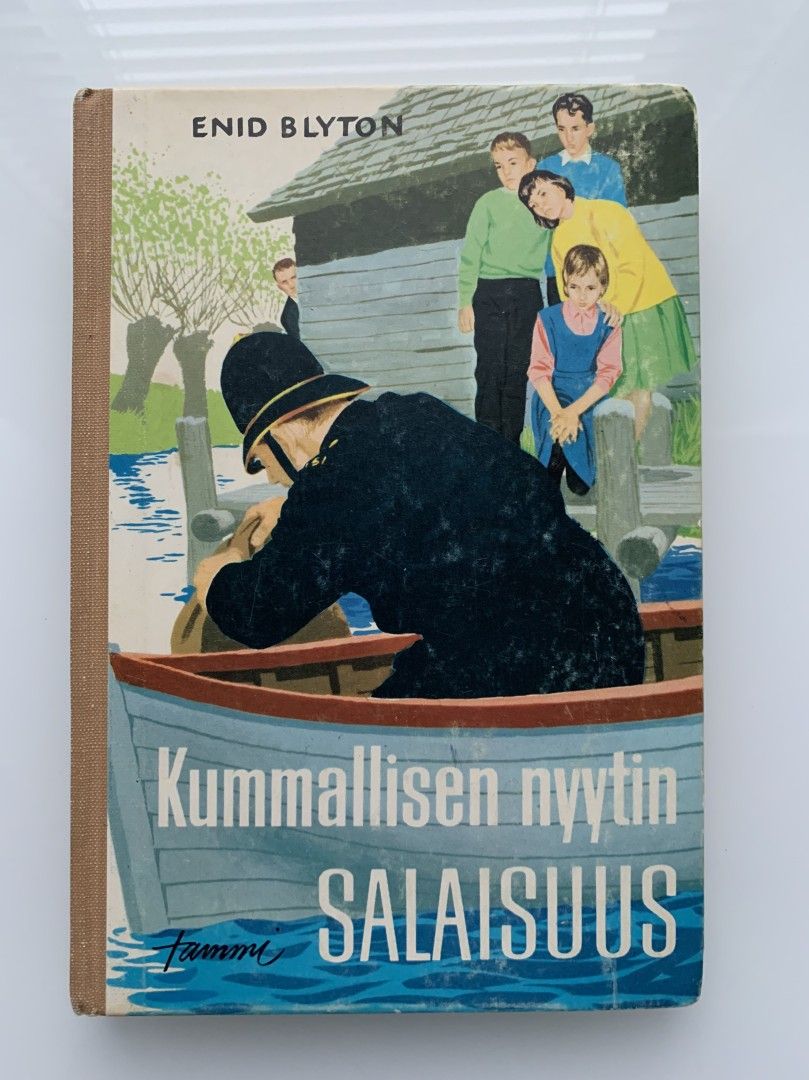 Enid Blyton: Kummallisen nyytin salaisuus 1.p.1966