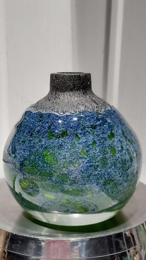 Randsfjord Glass, Benny Motzfeldt taidelasi vaasi