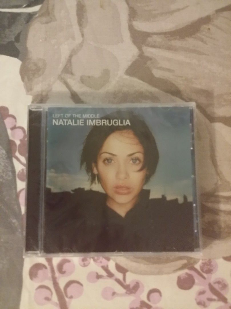 Natalie Imbruglia: Left of the middle