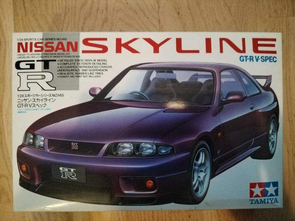 Rakennussarja Tamiya Nissan Skyline GT-R 33 1:24