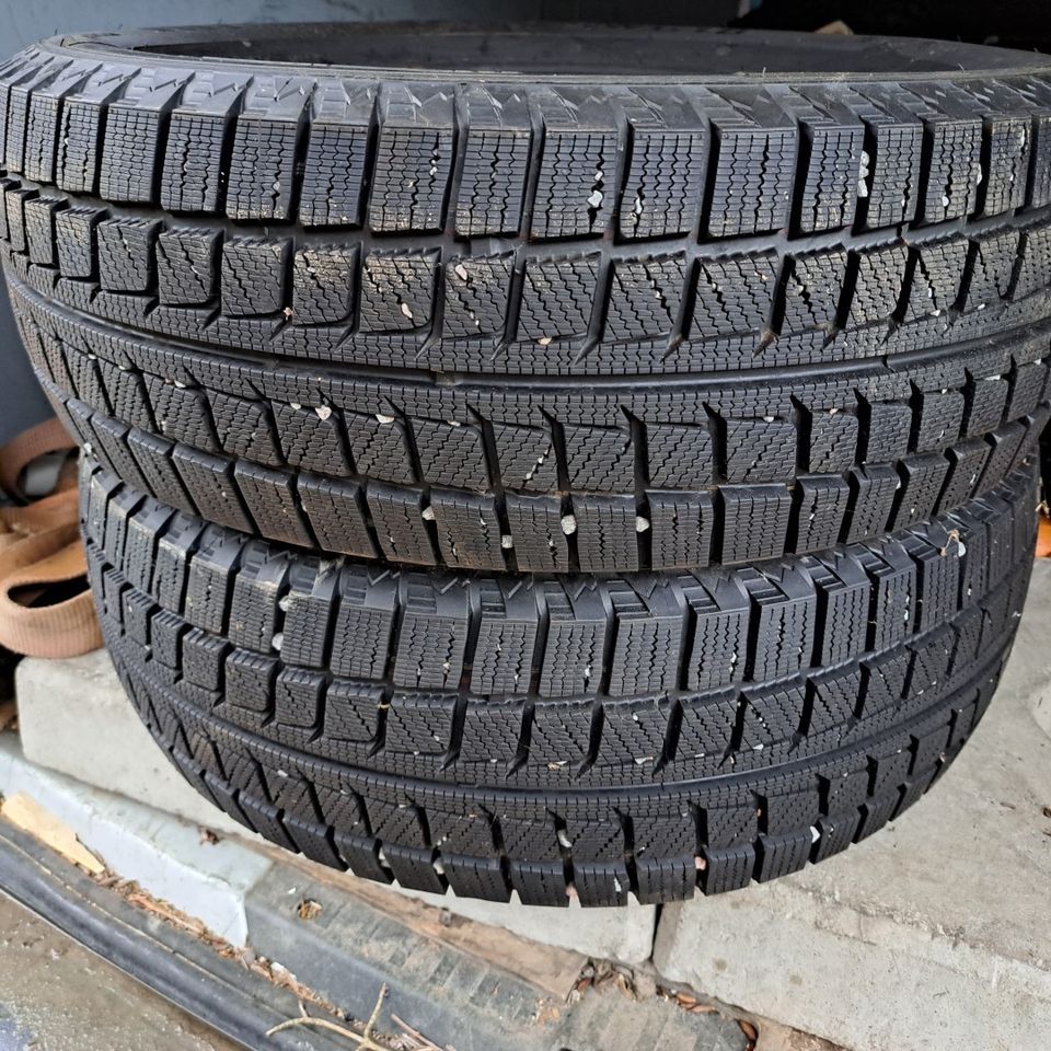 Westlike 215/60R16 kitkapari