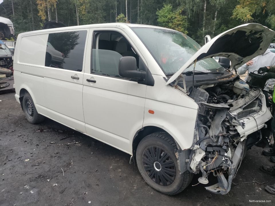 Volkswagen Transporter 1.9TDI manuaali