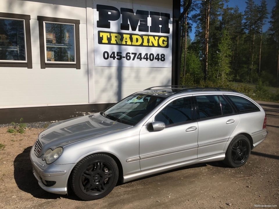 Mercedes C 30 AMG Osina tai kokonaisena