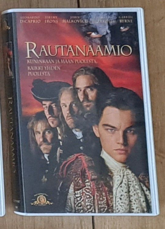 Rautanaamio vhs