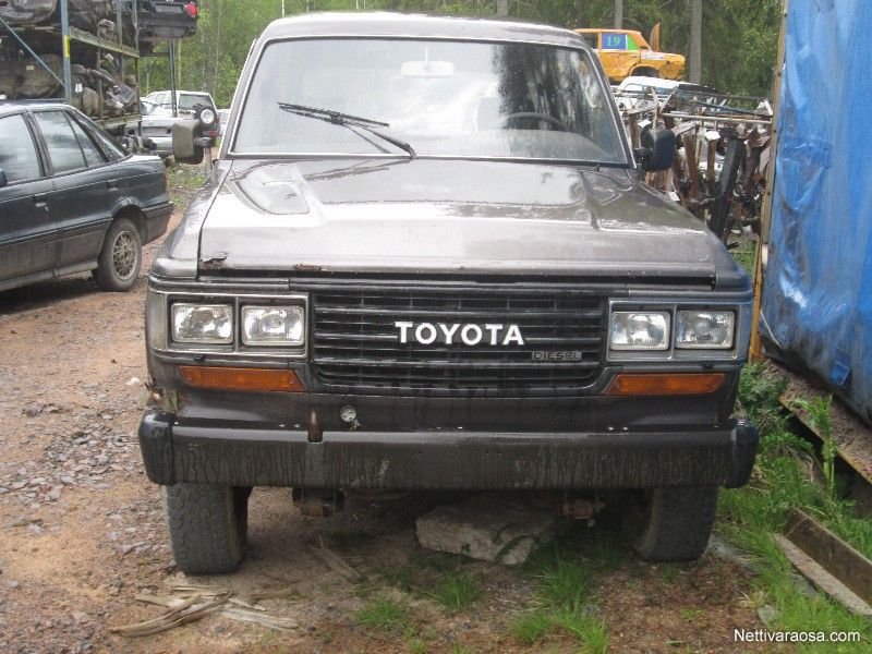 Toyota Land Cruiser HJ60 4,0D