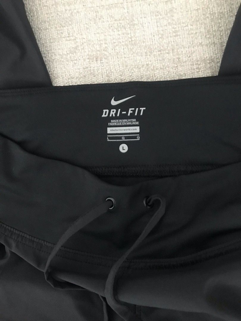Nike Dri-Fit urheiluhousut