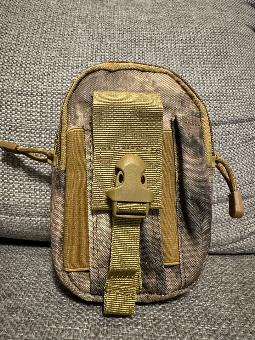 Molle tasku.Airsoft metsästys retkeily vaellus edc