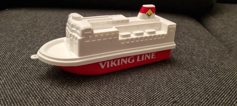 Viking Line lelu laiva, uusi