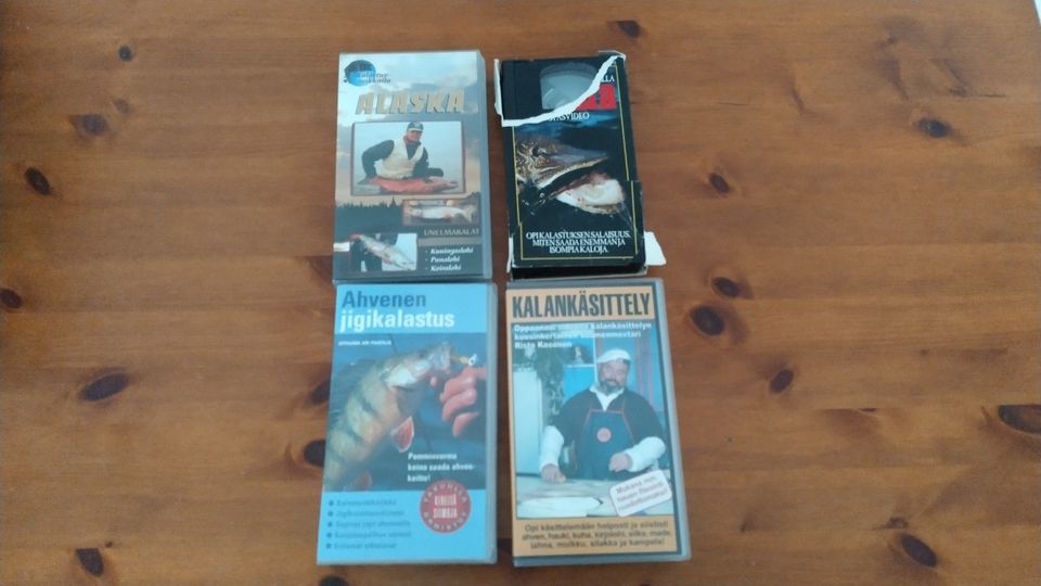 Kalastus VHS kasetteja
