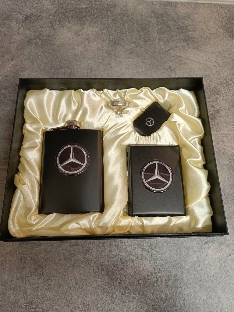 Mercedes-pakkaus