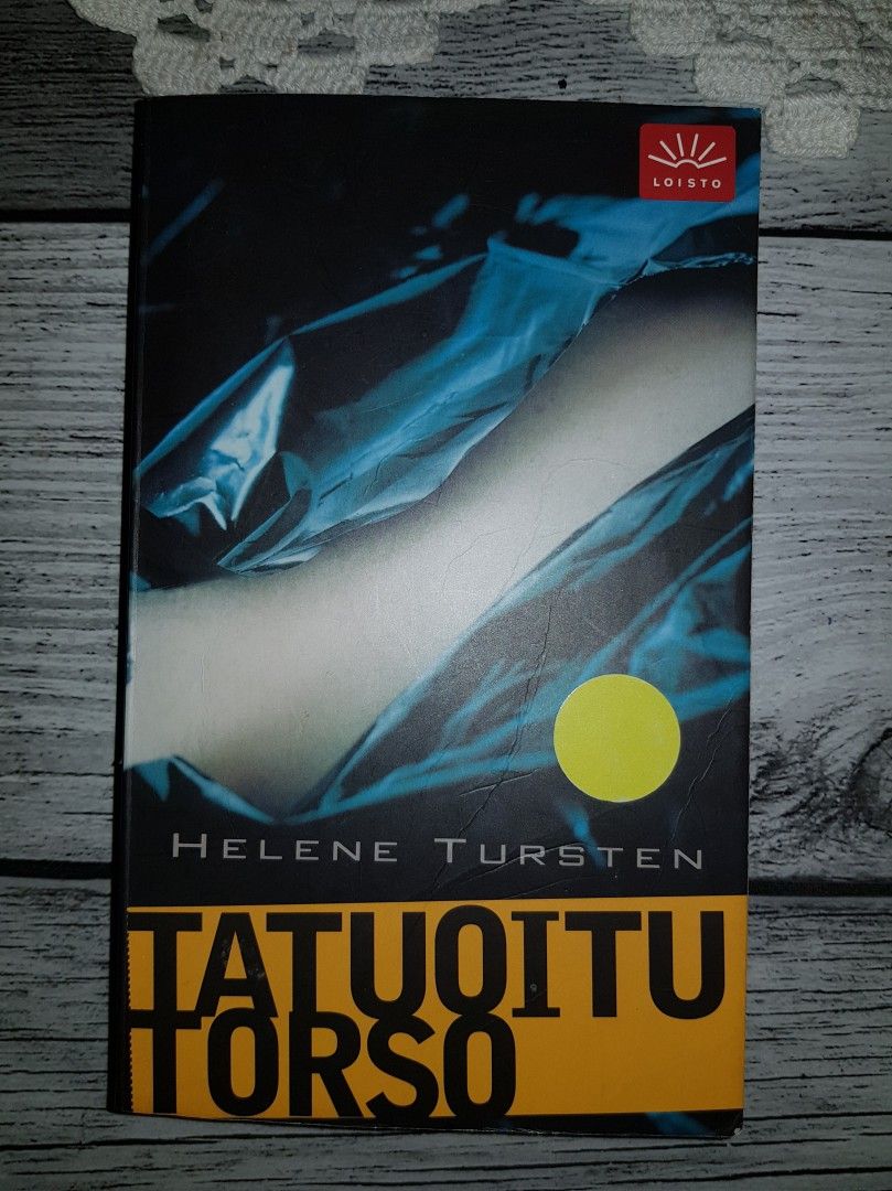 Helene Tursten: Tatuoitu torso (Huss dekkari)