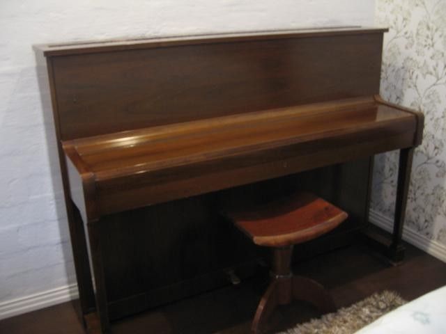 Schimmel-piano