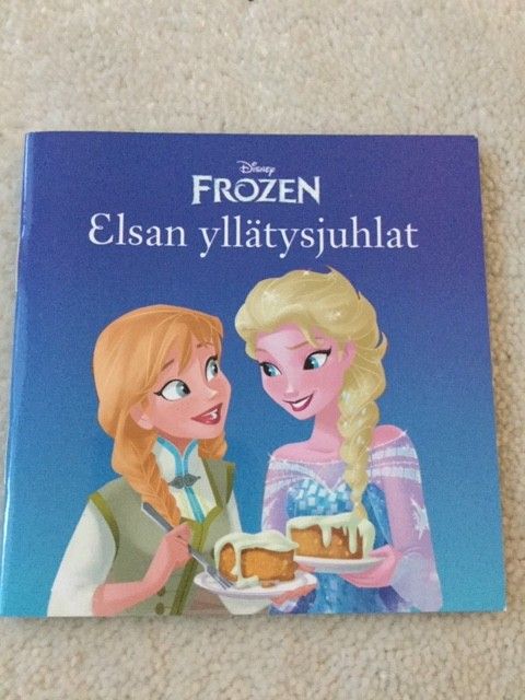 Frozen Elsan yllätysjuhlat minikirja