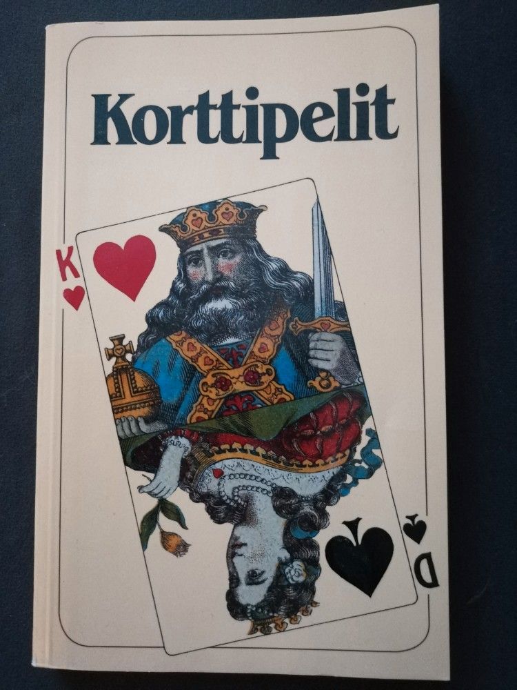 Korttipelit-kirja