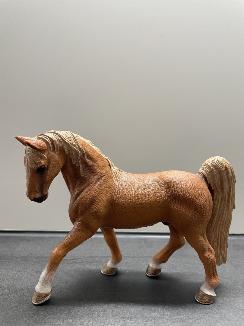 Schleich Tennessee walker ori