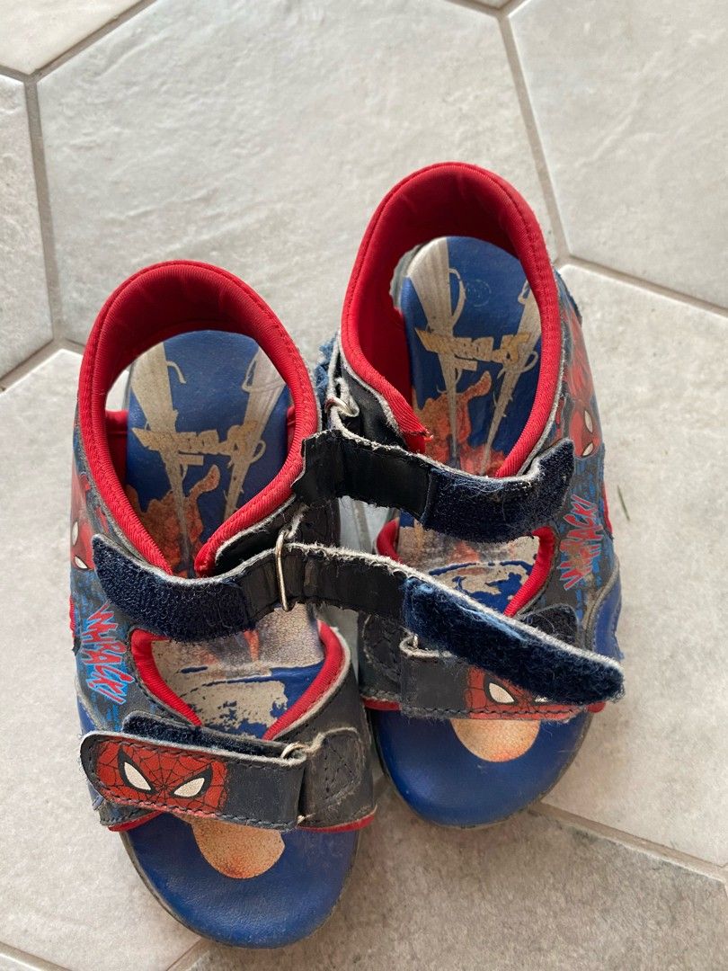 Spiderman sandaalit, koko 28