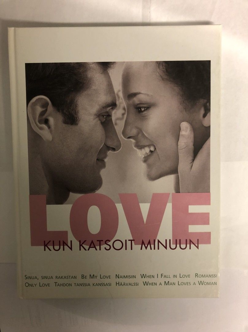 Love Nuottikirja(sanoituksilla)