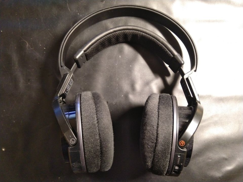 Sony MDR-RF855R langattomat kuulokkeet