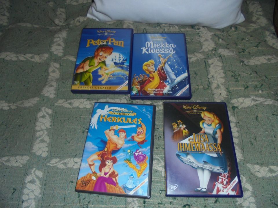 DVD elokuvat Disney 4 kpl