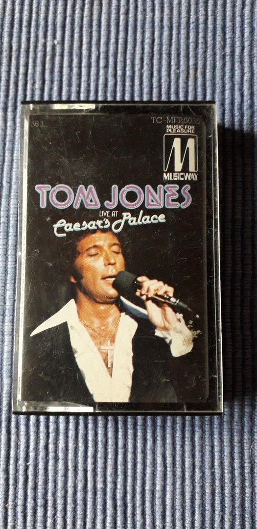 Tom Jones C-kasetti