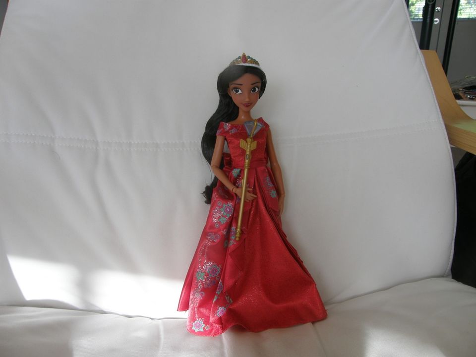Ihana Elena of Avalor Barbie- nukke DISNEY