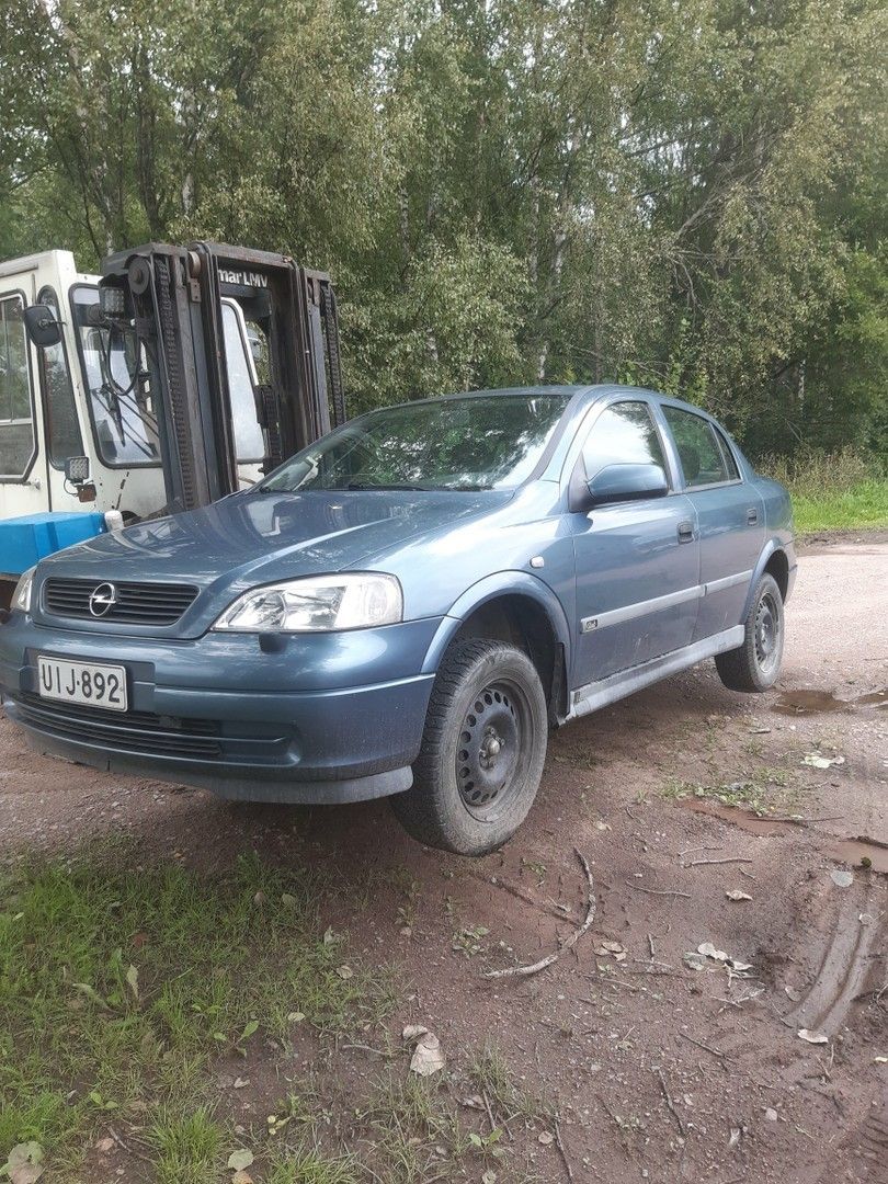 Opel astra -99 1,6 16v