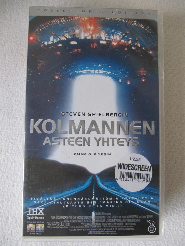 Kolmannen Asteen Yhteys- Widescreen-VHS-nauha