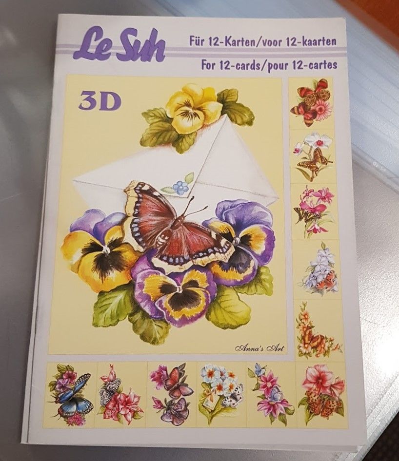Le Suh Perhoset 3D-kirjanen A5