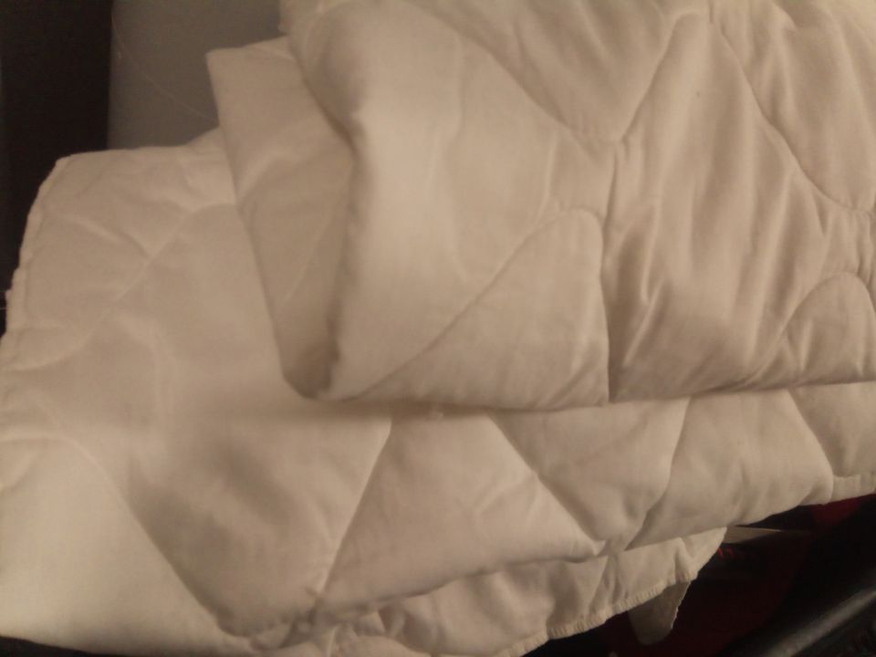 Sängyn peitto valkoinen 80X170 cm