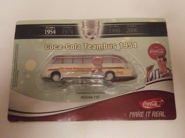 Pienoismalli 10. Coca-cola Teambus 1954